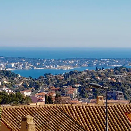 Beautiful Sea View House 度假居 瓦洛里